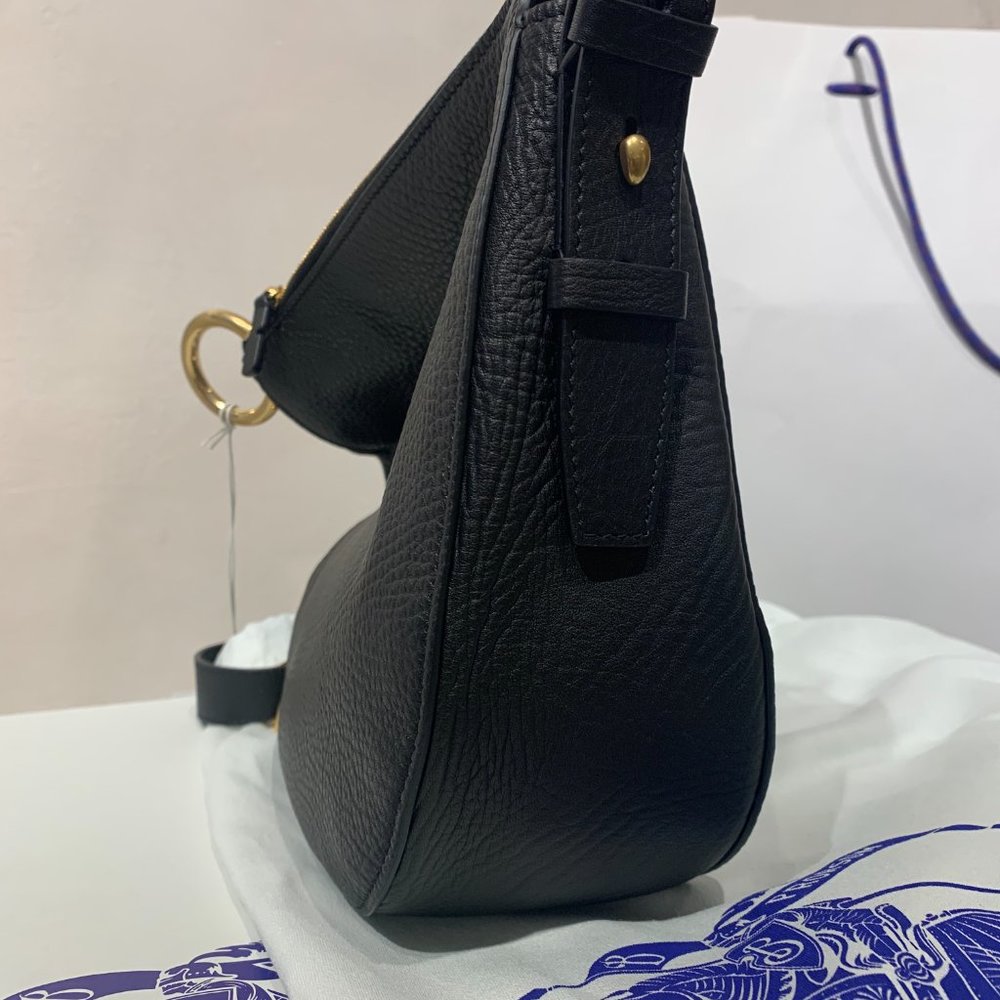 Burberry Small Night Bag in Black NWT - Picture 4 of 12